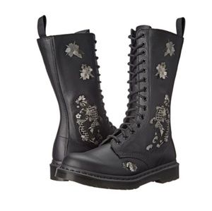 Dr. Martens Anissa Boot US 10 women's